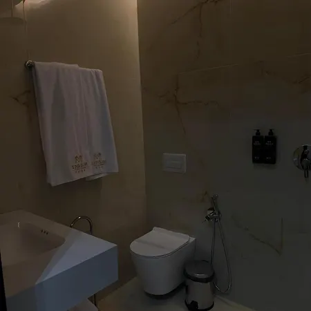 Middle 4* Tirana