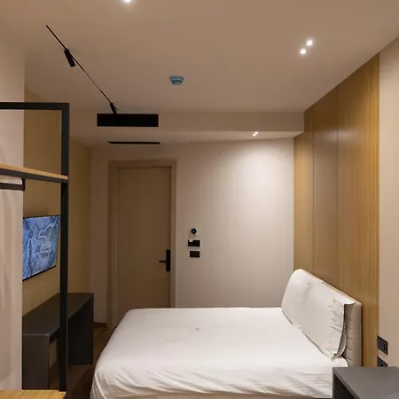 Hotel Middle 4*