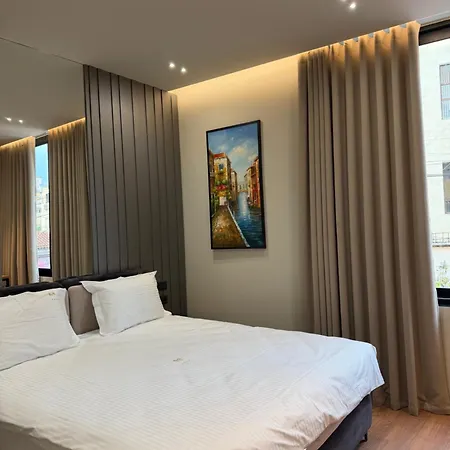 Hotel Middle 4*